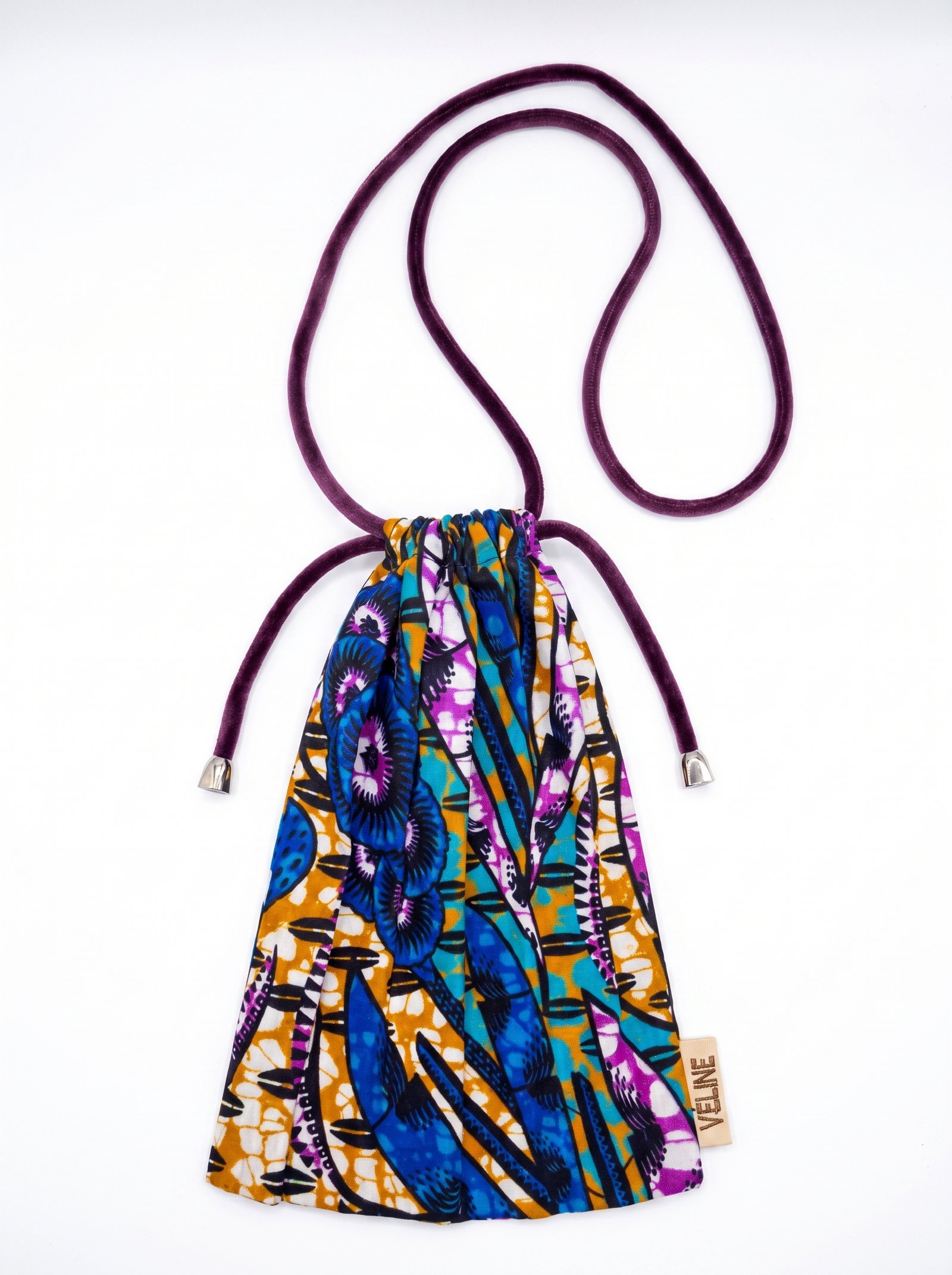 https://veline.ae/storage/photos/1/Summer Bags - E-commerce/Saphire_Savana_-_Cross.JPG